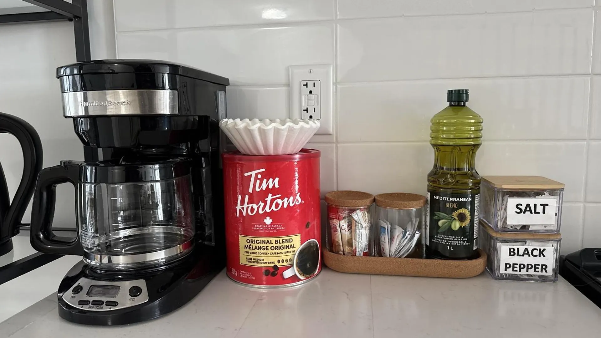 Spruce Private Suite With Attached Full Bathroom In Toronto, Canada Toronto